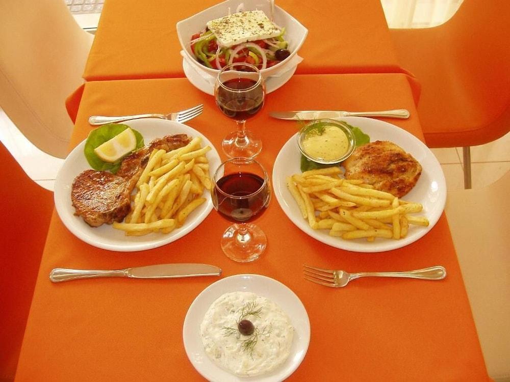 Faros I Hotell Pireus Restaurang bild